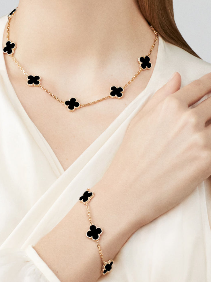 Collar Vaan negro