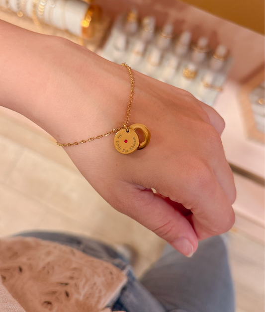 Pulsera con grabado de nombre